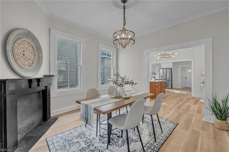 Photo 5 of 39 residential for sale in Portsmouth virginia