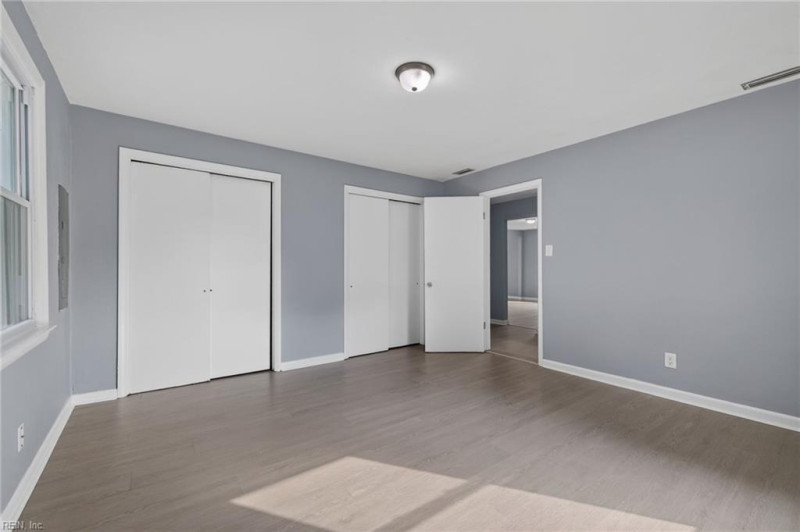 Photo 19 of 30 residential for sale in Chesapeake virginia