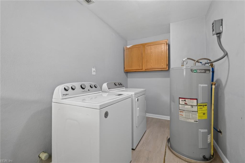 Photo 22 of 30 residential for sale in Chesapeake virginia