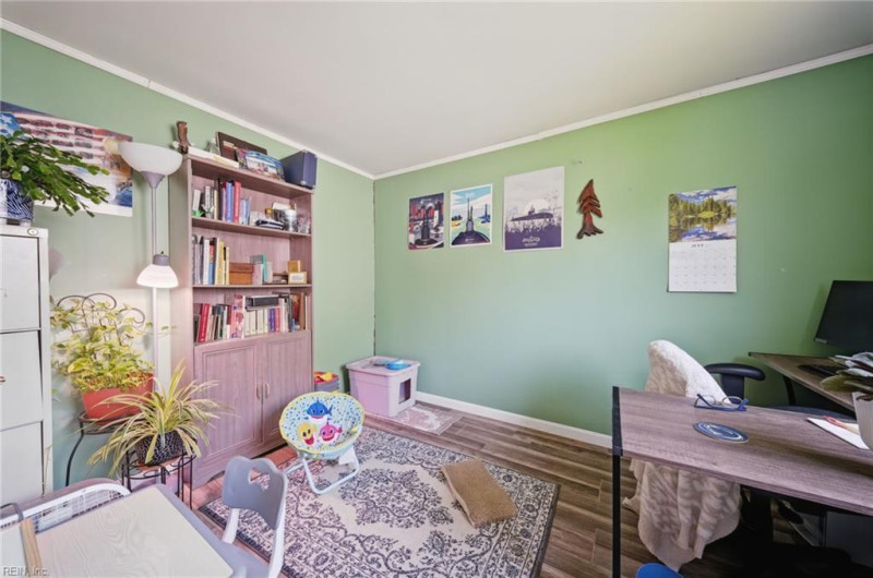 Photo 14 of 34 residential for sale in Hampton virginia