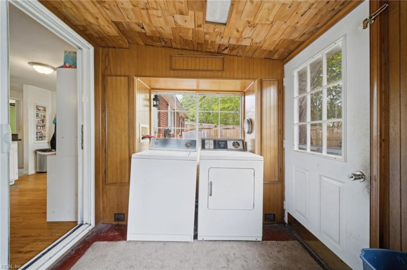 Photo 26 of 34 residential for sale in Hampton virginia