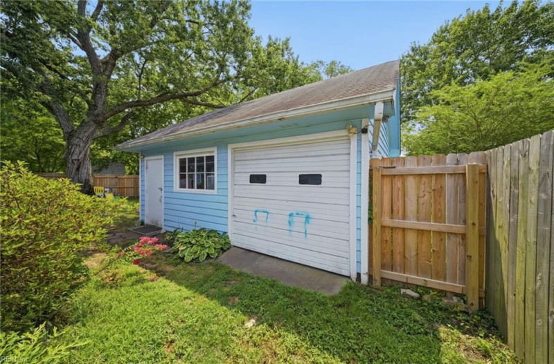 Photo 29 of 34 residential for sale in Hampton virginia