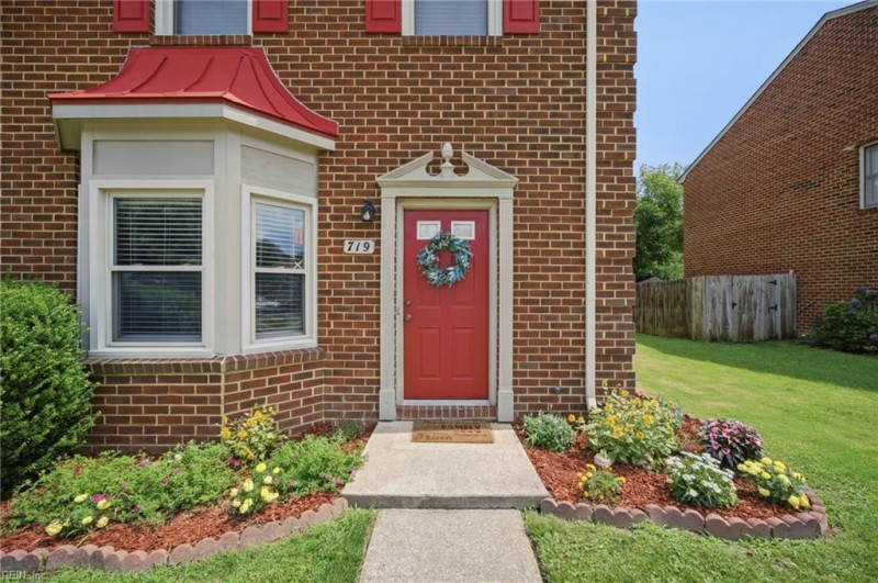 Photo 1 of 24 residential for sale in Chesapeake virginia Photo 1 of 24 residential for sale in Chesapeake virginia