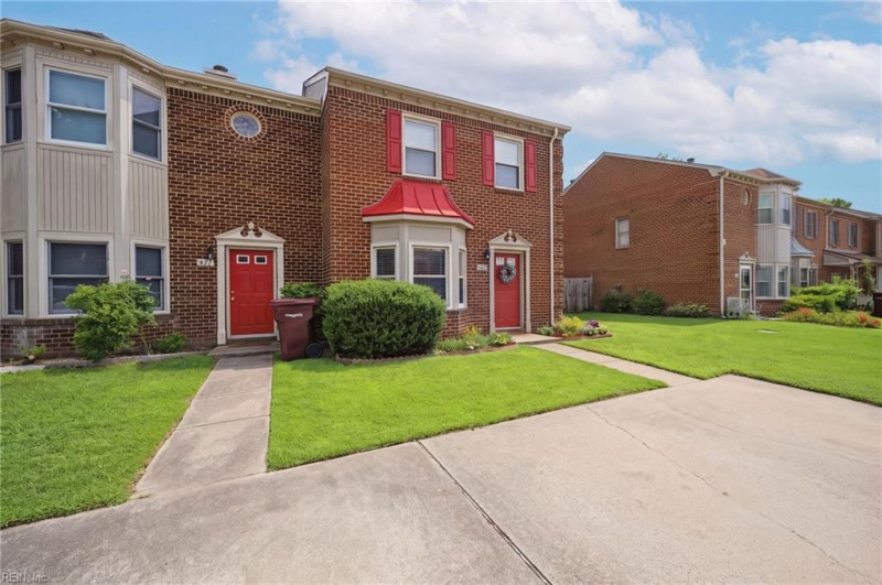 Photo 2 of 24 residential for sale in Chesapeake virginia Photo 2 of 24 residential for sale in Chesapeake virginia