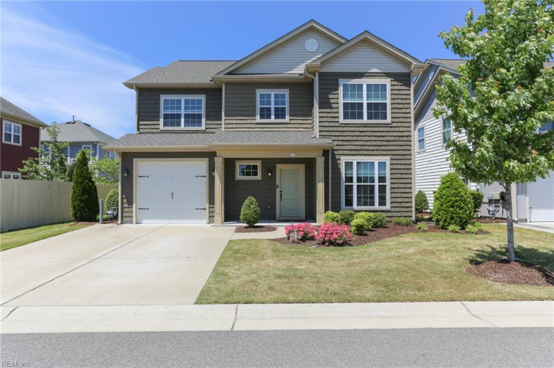 Photo 2 of 45 residential for sale in Chesapeake virginia