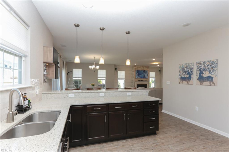 Photo 24 of 45 residential for sale in Chesapeake virginia