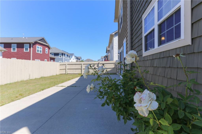 Photo 41 of 45 residential for sale in Chesapeake virginia