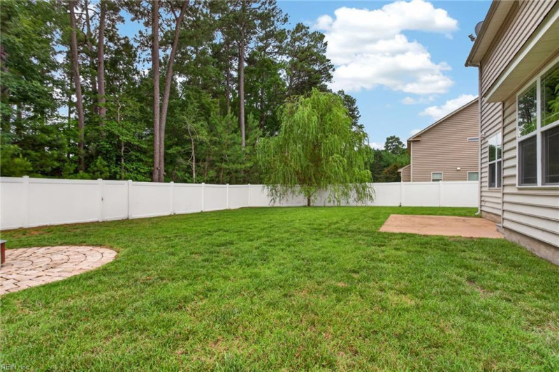 Photo 26 of 28 residential for sale in Gloucester County virginia