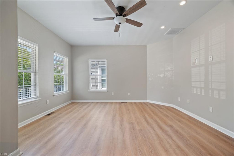 Photo 7 of 47 residential for sale in Norfolk virginia Photo 7 of 47 residential for sale in Norfolk virginia