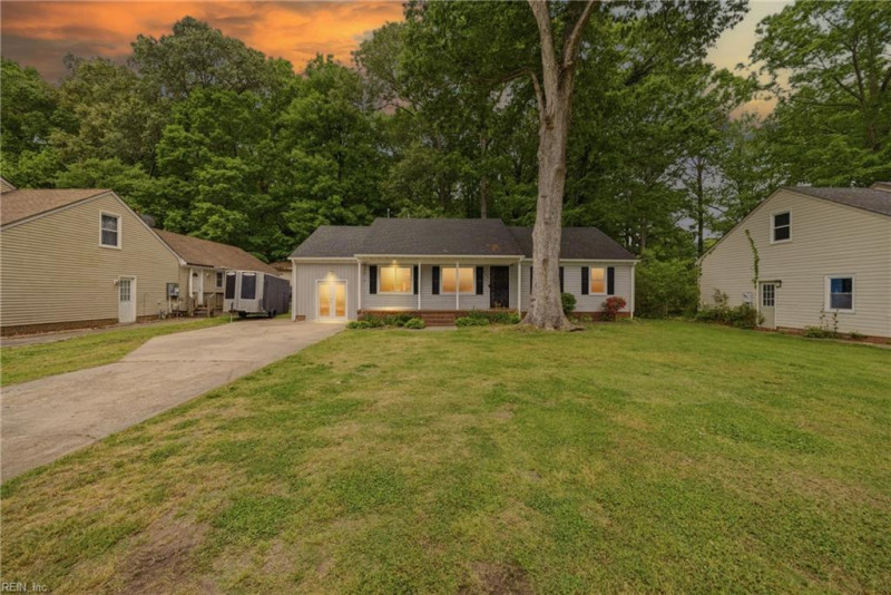 Photo 1 of 22 residential for sale in Chesapeake virginia
