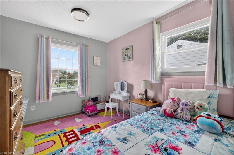 Photo 15 of 38 residential for sale in Virginia Beach virginia