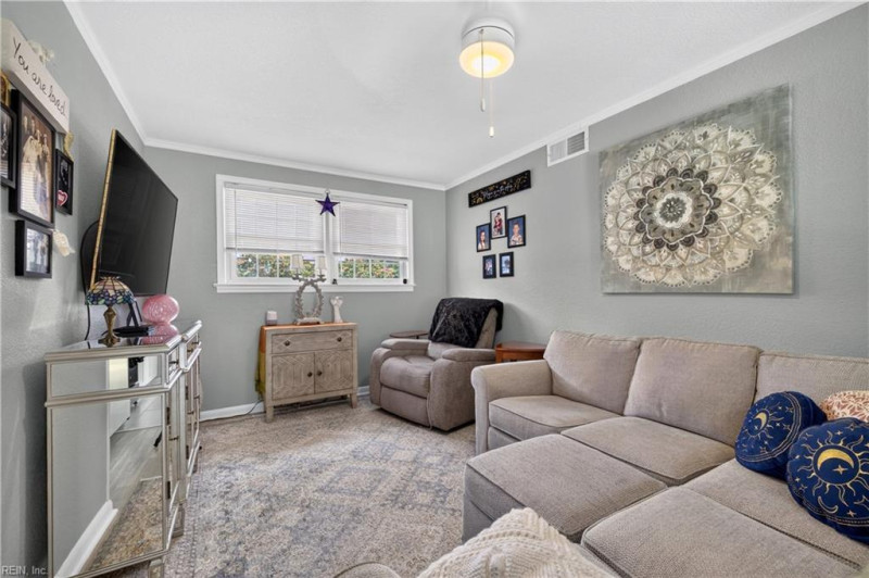 Photo 20 of 38 residential for sale in Virginia Beach virginia