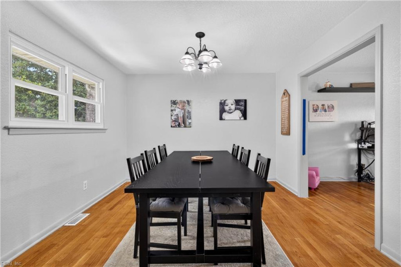 Photo 6 of 38 residential for sale in Virginia Beach virginia
