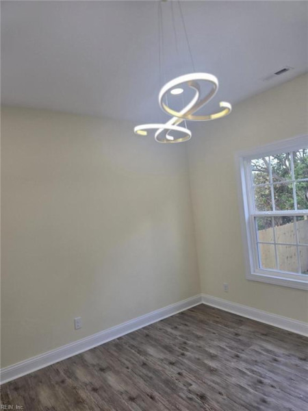 Photo 11 of 50 residential for sale in Norfolk virginia