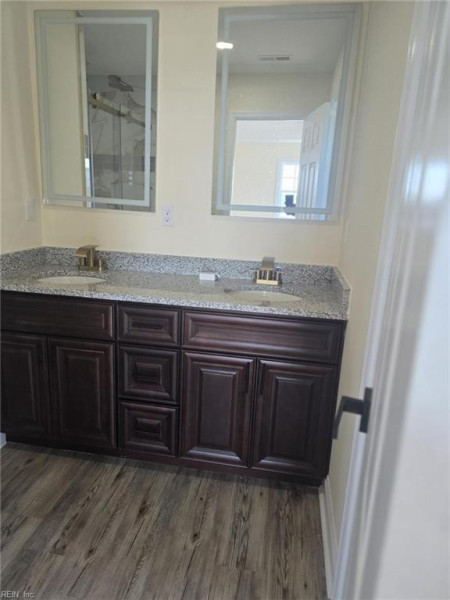 Photo 14 of 50 residential for sale in Norfolk virginia