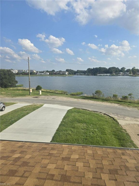 Photo 37 of 50 residential for sale in Norfolk virginia