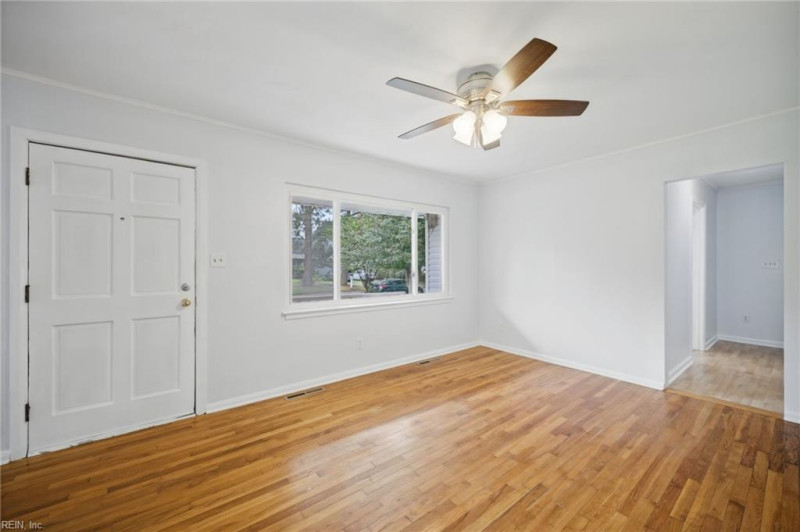 Photo 3 of 39 residential for sale in Chesapeake virginia Photo 3 of 39 residential for sale in Chesapeake virginia