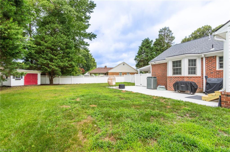 Photo 46 of 50 residential for sale in Chesapeake virginia