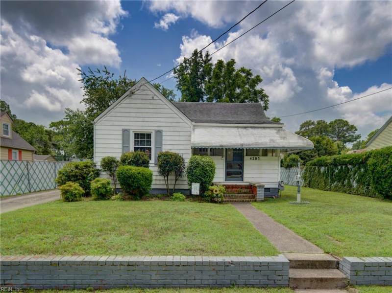 Photo 1 of 24 residential for sale in Portsmouth virginia Photo 1 of 24 residential for sale in Portsmouth virginia
