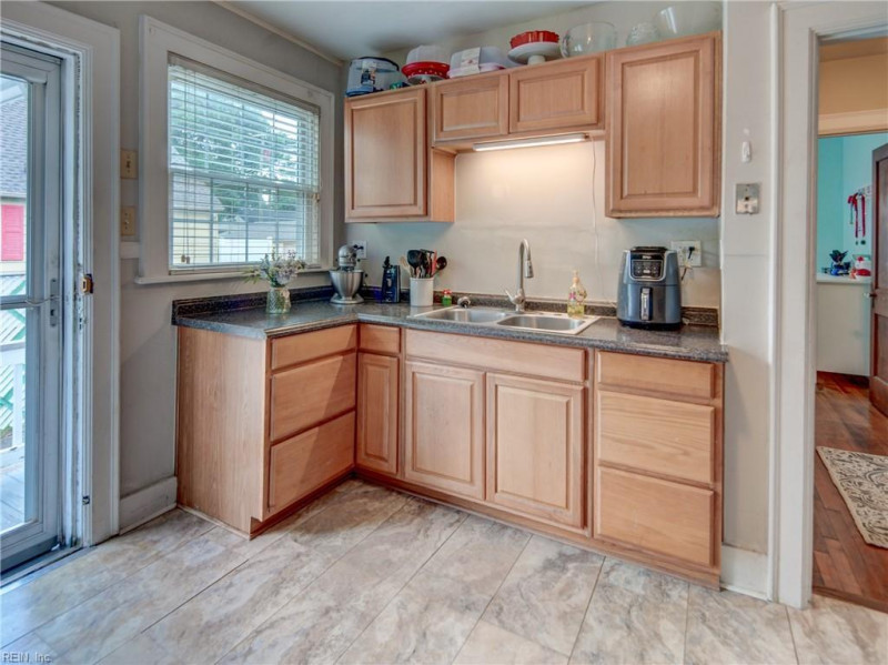 Photo 11 of 24 residential for sale in Portsmouth virginia Photo 11 of 24 residential for sale in Portsmouth virginia