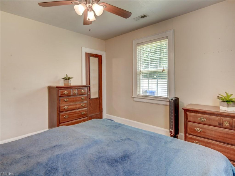 Photo 17 of 24 residential for sale in Portsmouth virginia Photo 17 of 24 residential for sale in Portsmouth virginia