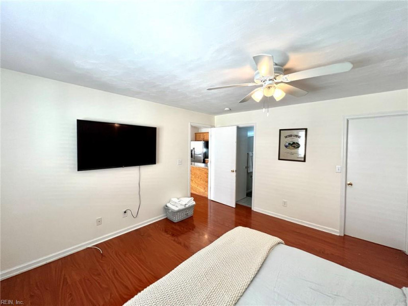 Photo 17 of 22 residential for sale in Virginia Beach virginia Photo 17 of 22 residential for sale in Virginia Beach virginia