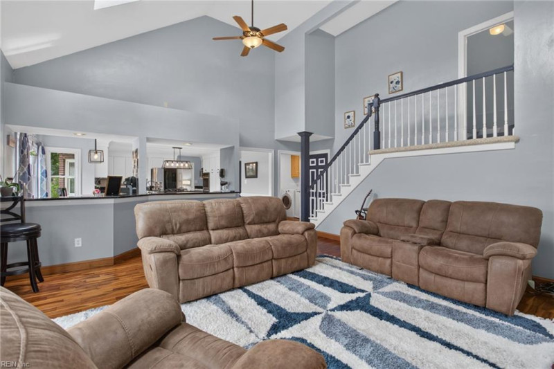 Photo 12 of 46 residential for sale in Chesapeake virginia