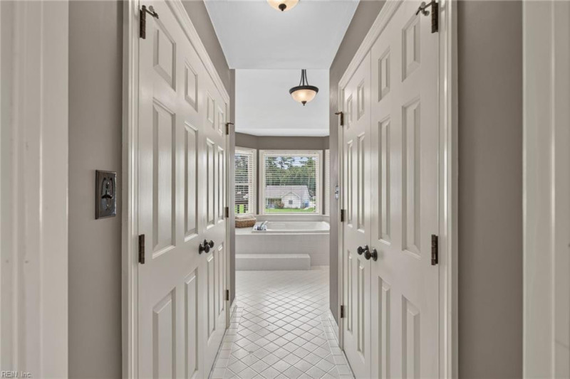 Photo 31 of 46 residential for sale in Chesapeake virginia