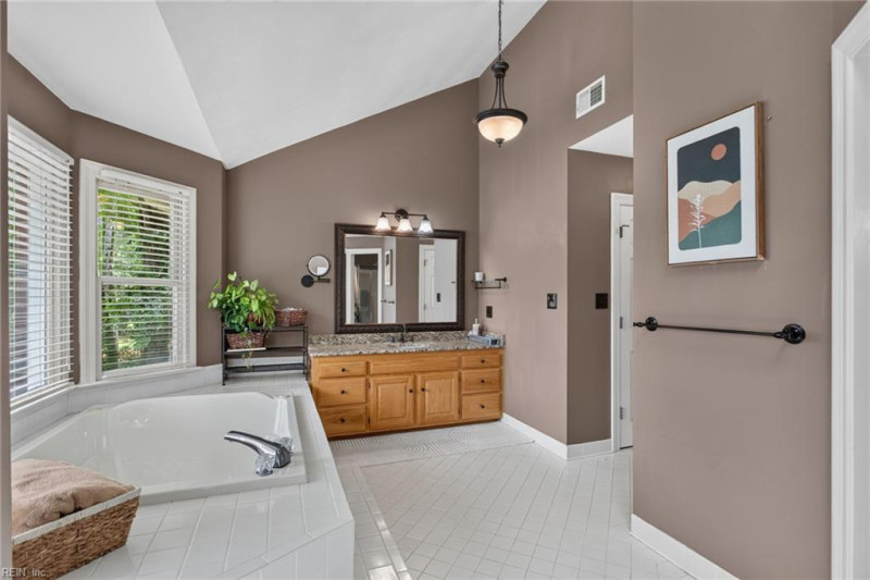 Photo 33 of 46 residential for sale in Chesapeake virginia