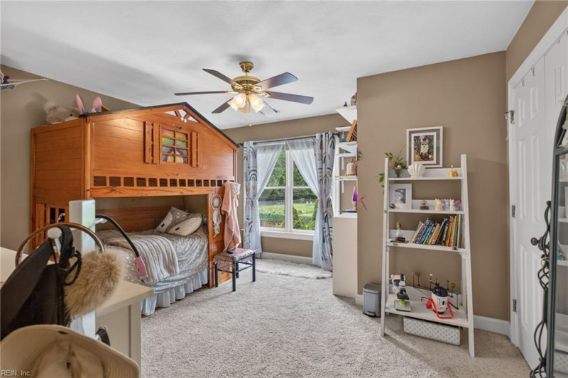 Photo 34 of 46 residential for sale in Chesapeake virginia