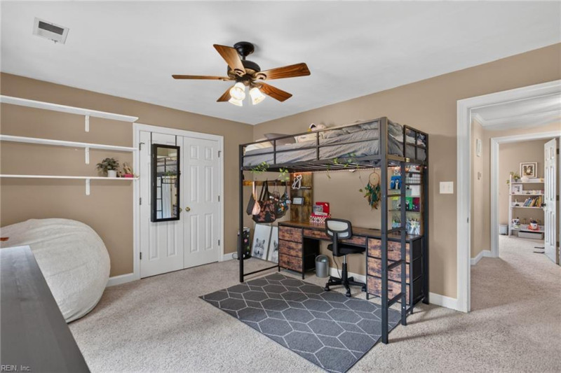 Photo 35 of 46 residential for sale in Chesapeake virginia