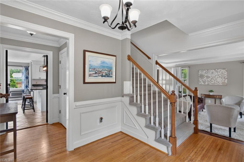 Photo 8 of 46 residential for sale in Chesapeake virginia