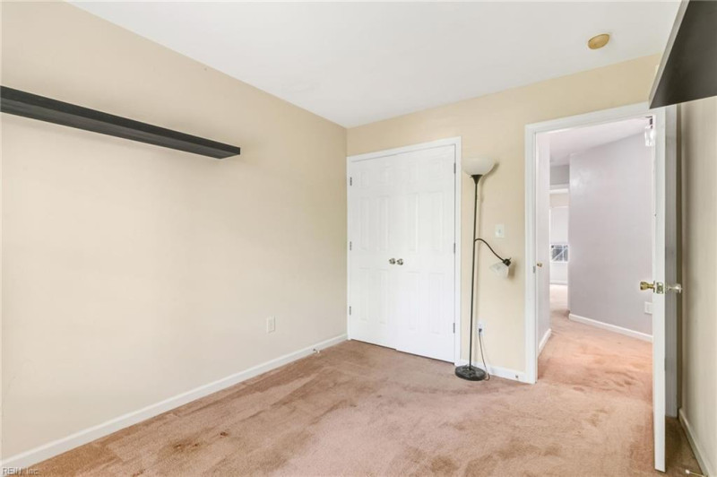 Photo 8 of 17 residential for sale in Newport News virginia Photo 8 of 17 residential for sale in Newport News virginia