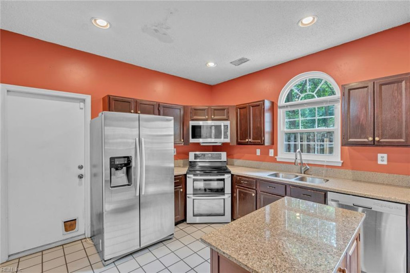 Photo 11 of 50 residential for sale in Newport News virginia Photo 11 of 50 residential for sale in Newport News virginia