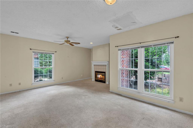Photo 15 of 50 residential for sale in Newport News virginia Photo 15 of 50 residential for sale in Newport News virginia