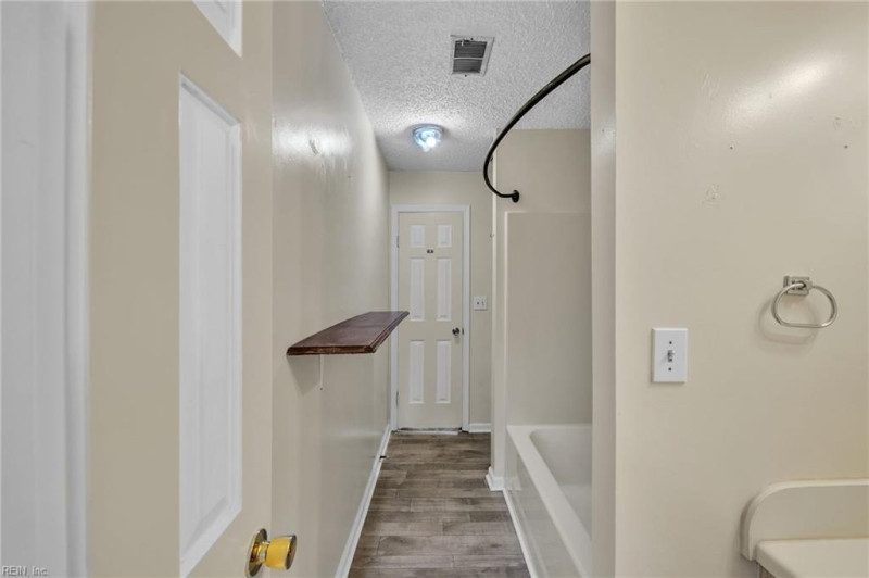 Photo 31 of 50 residential for sale in Newport News virginia Photo 31 of 50 residential for sale in Newport News virginia