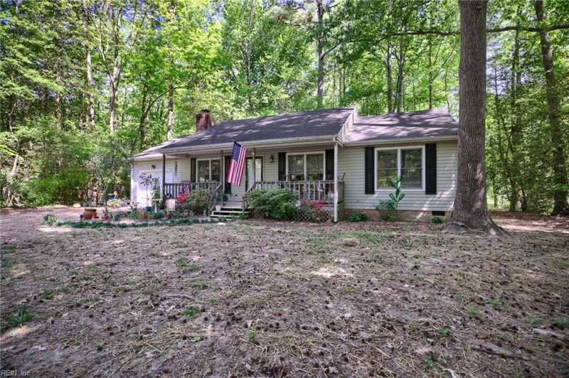 Photo 6 of 24 residential for sale in Gloucester County virginia Photo 6 of 24 residential for sale in Gloucester County virginia