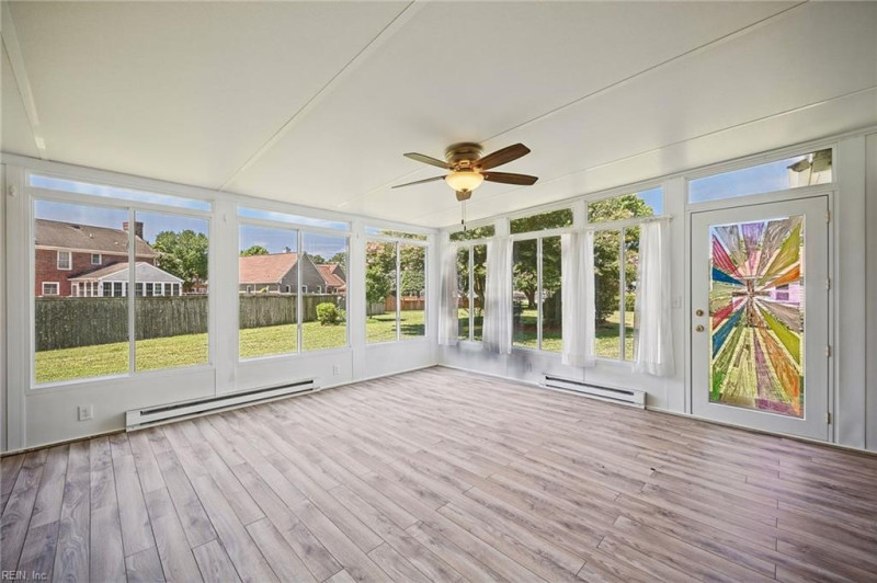 Photo 11 of 30 residential for sale in Suffolk virginia