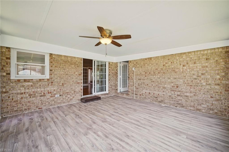 Photo 12 of 30 residential for sale in Suffolk virginia