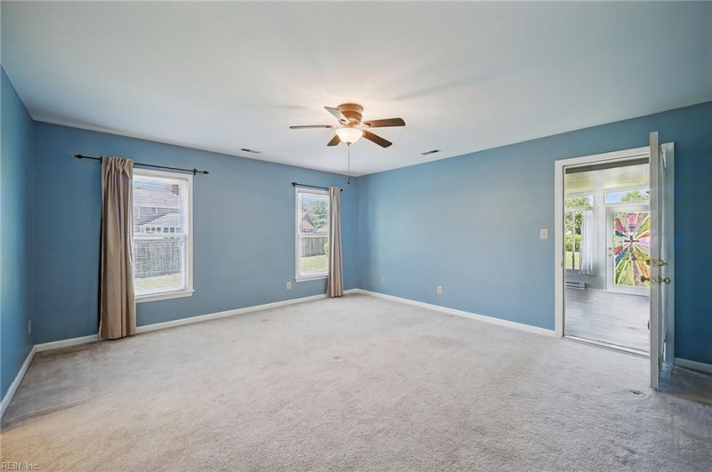 Photo 15 of 30 residential for sale in Suffolk virginia