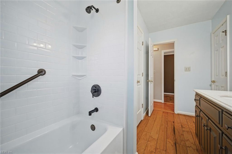 Photo 18 of 30 residential for sale in Suffolk virginia