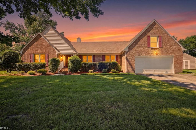 Photo 2 of 30 residential for sale in Suffolk virginia