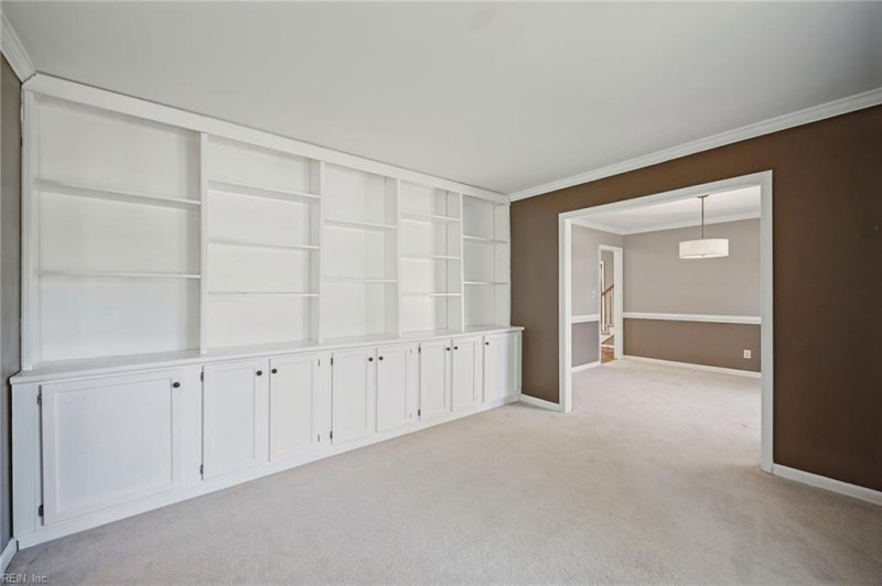 Photo 9 of 30 residential for sale in Suffolk virginia