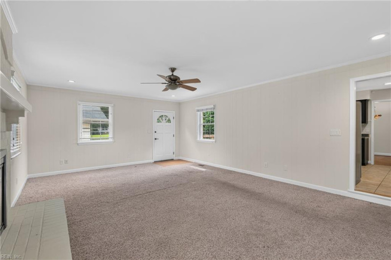 Photo 15 of 39 residential for sale in York County virginia