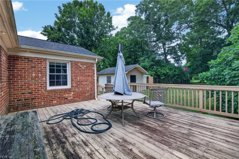 Photo 29 of 39 residential for sale in York County virginia