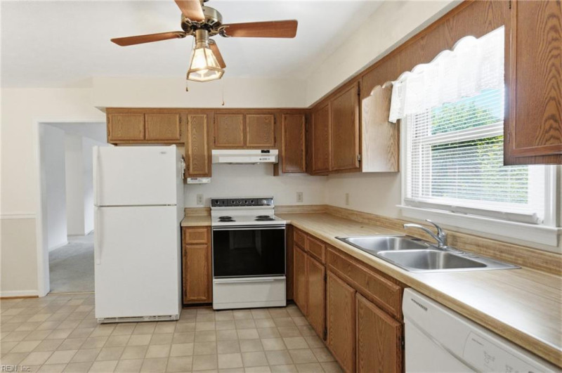 Photo 6 of 17 residential for sale in Hampton virginia Photo 6 of 17 residential for sale in Hampton virginia
