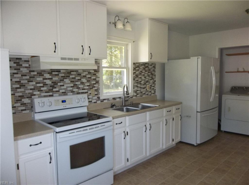 Photo 11 of 49 residential for sale in Southampton County virginia Photo 11 of 49 residential for sale in Southampton County virginia