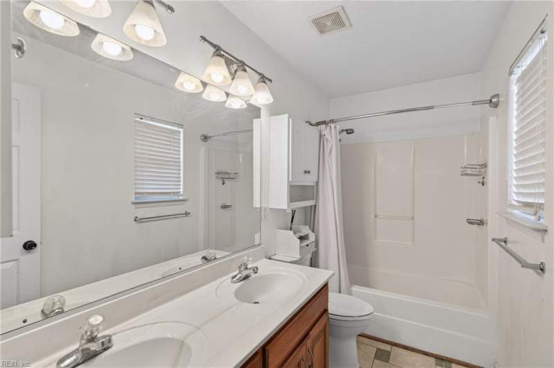 Photo 33 of 48 residential for sale in York County virginia