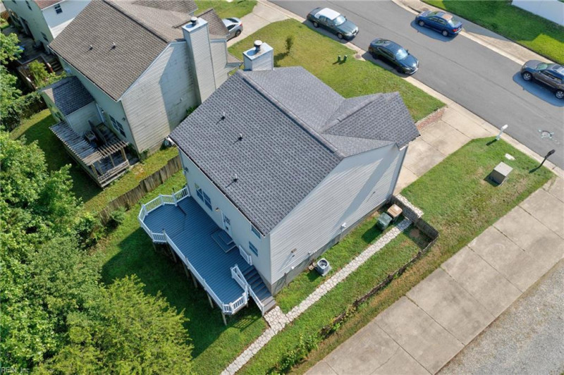 Photo 43 of 48 residential for sale in York County virginia