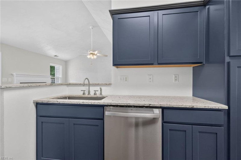Photo 10 of 25 residential for sale in Chesapeake virginia